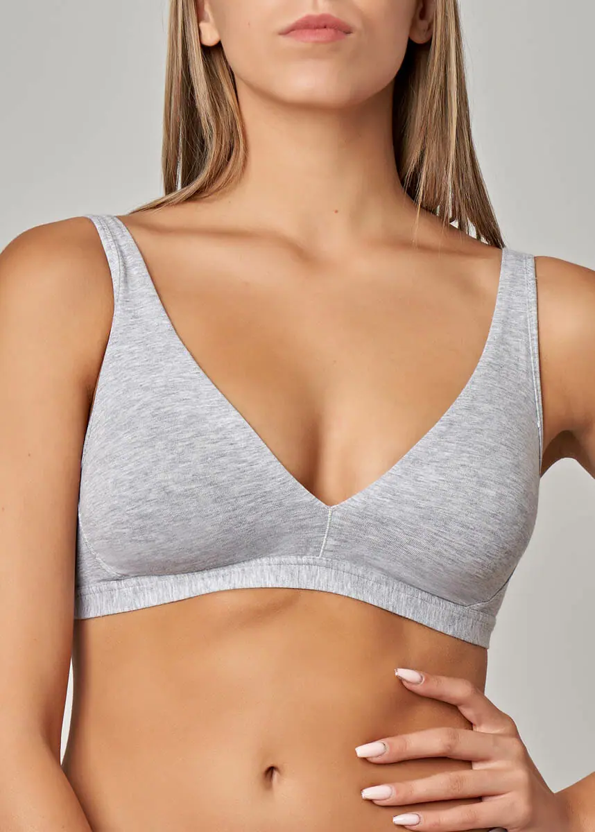 1033 – 2430 Reggiseno mod. vela coppa B