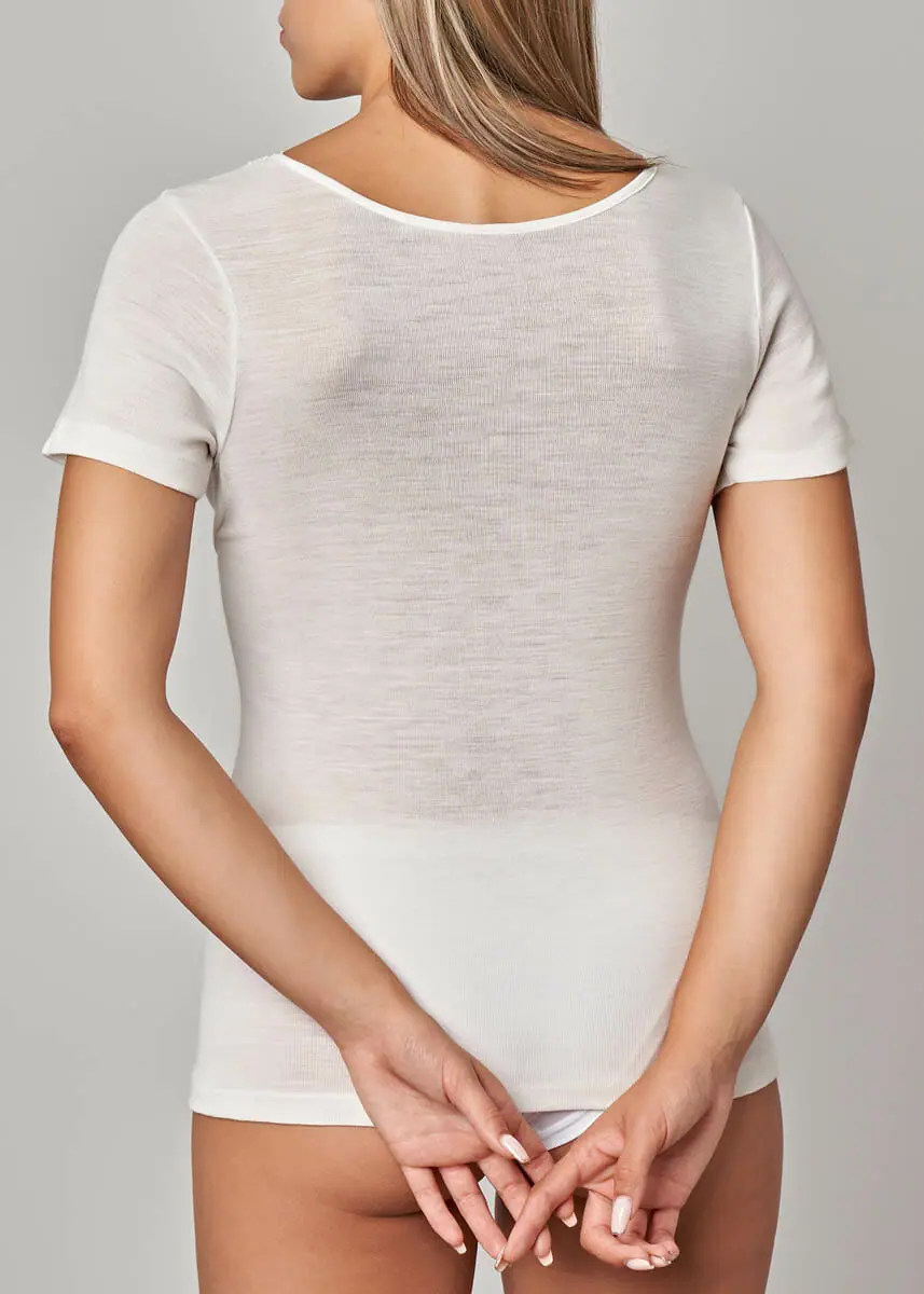 191 – 424 Maglia donna manica corta forma seno - immagine 4