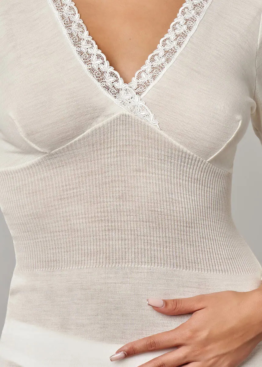 221 – 423 Maglia donna manica lunga forma seno - immagine 3