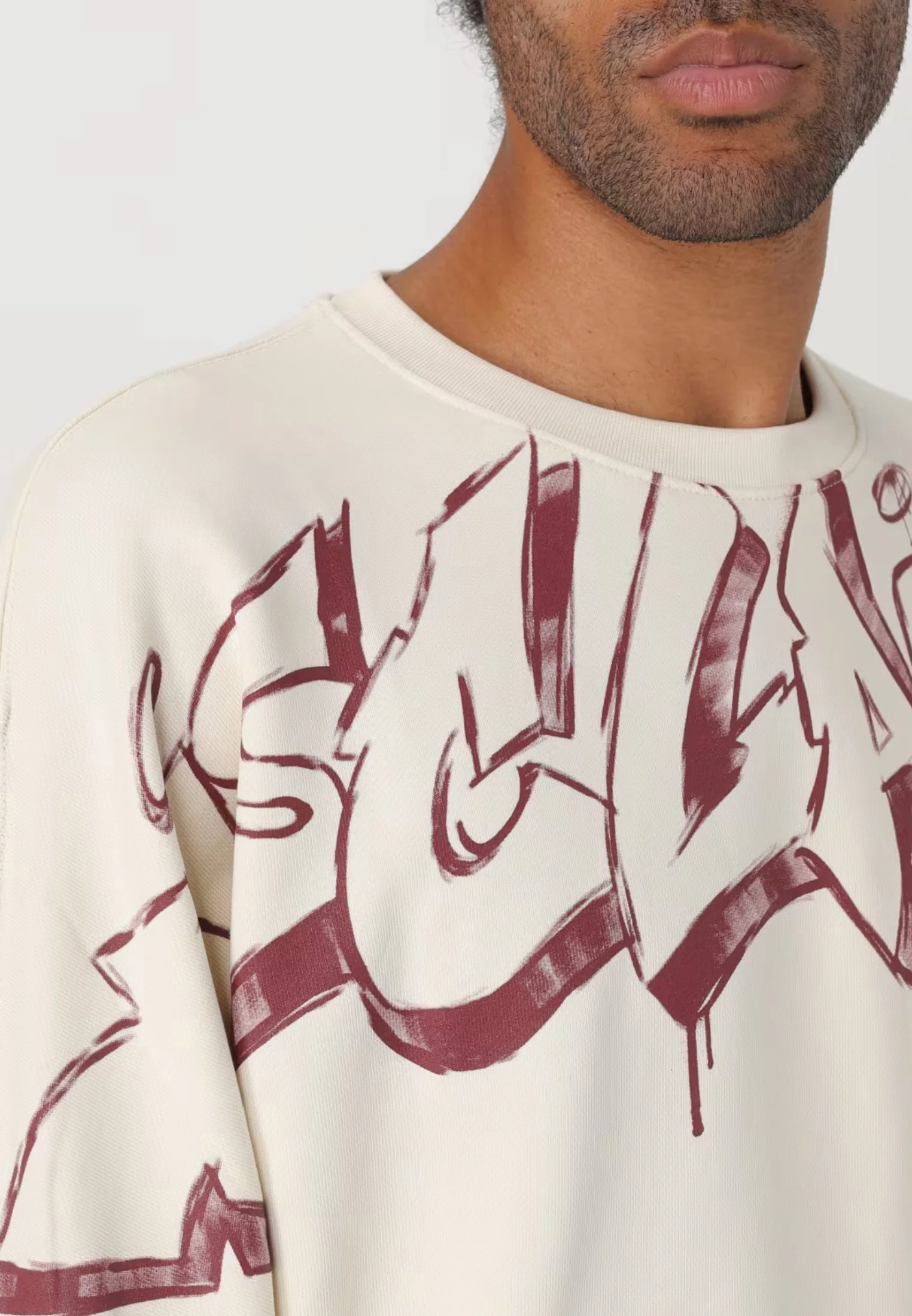 Felpa DISCLAIMER con stampa logo latte/bordeaux - immagine 4