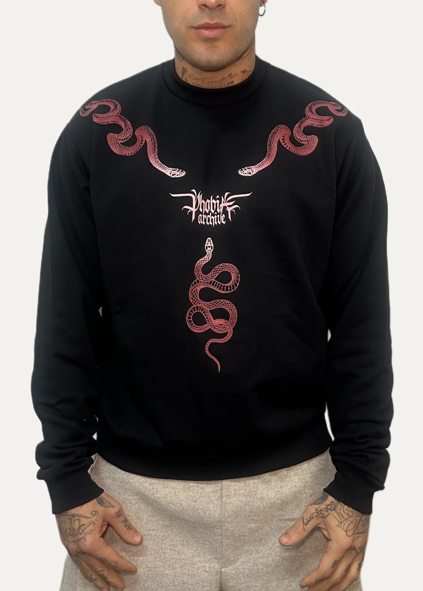 Felpa PHOBIA nera print snake rosso nera
