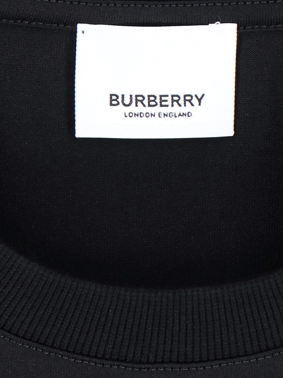 T-shirt BURBERRY logo oversize nera - immagine 6