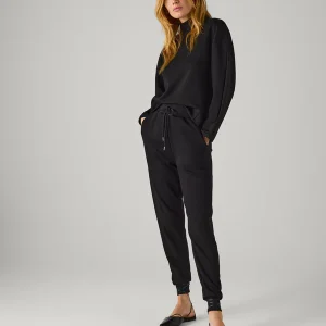 Pantaloni jogger