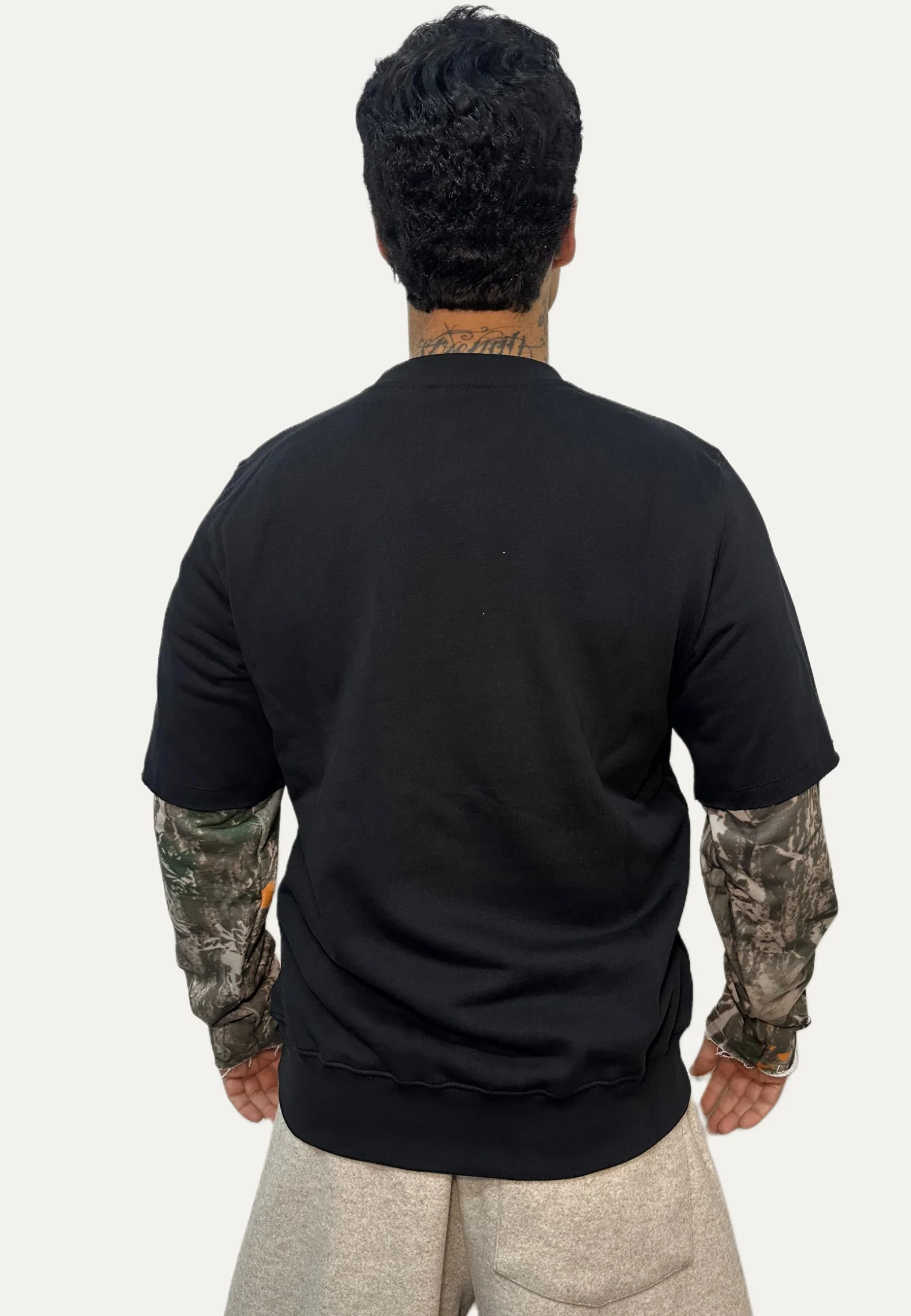 Maglia in felpa DISCLAIMER double-layer stampa logo nera - immagine 3