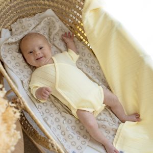 Body incrociato a maniche corte in maglia traforato  100% cotone neonato