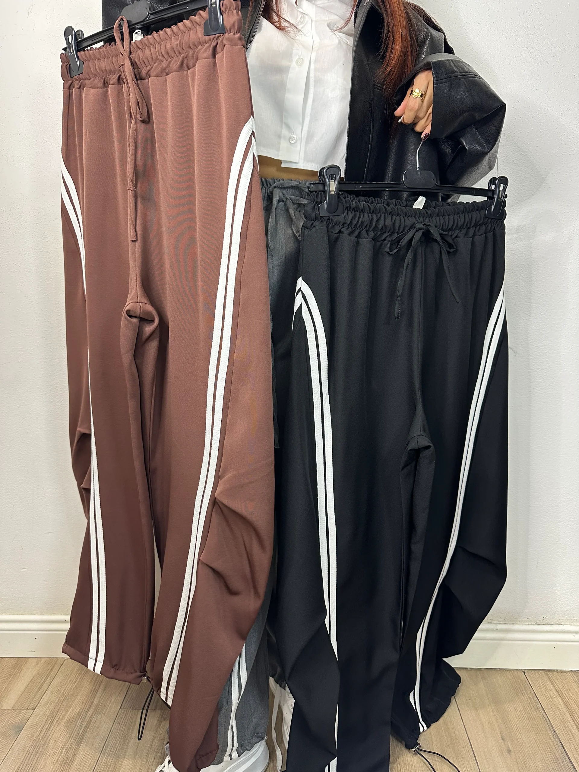 PANTALONE TUTA RIGHE - immagine 5