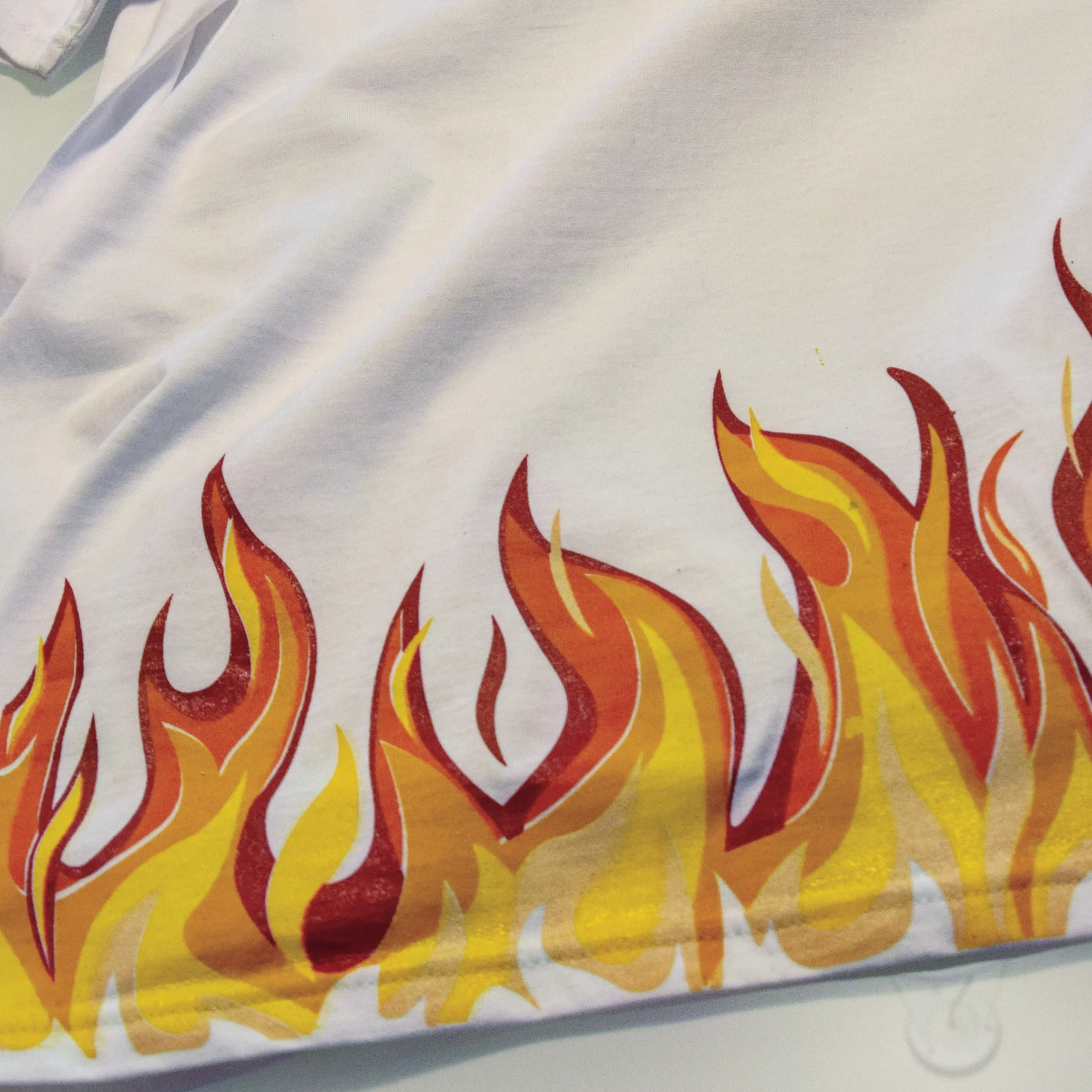 Tshirt MASCARO flame bianca - immagine 4