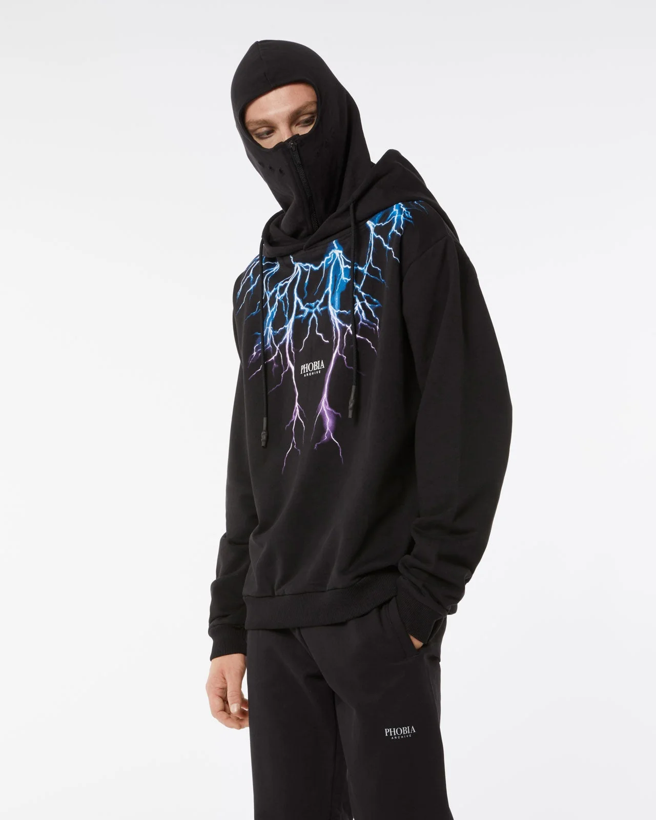 Felpa PHOBIA ARCHIVE doppio cappuccio Balaclava nera fulmini viola/blu - immagine 2