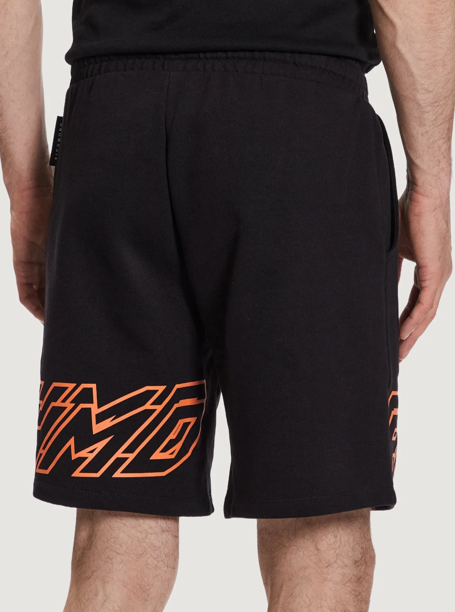 Bermuda JOHN RICHMOND stampa logo nero/arancio - immagine 3