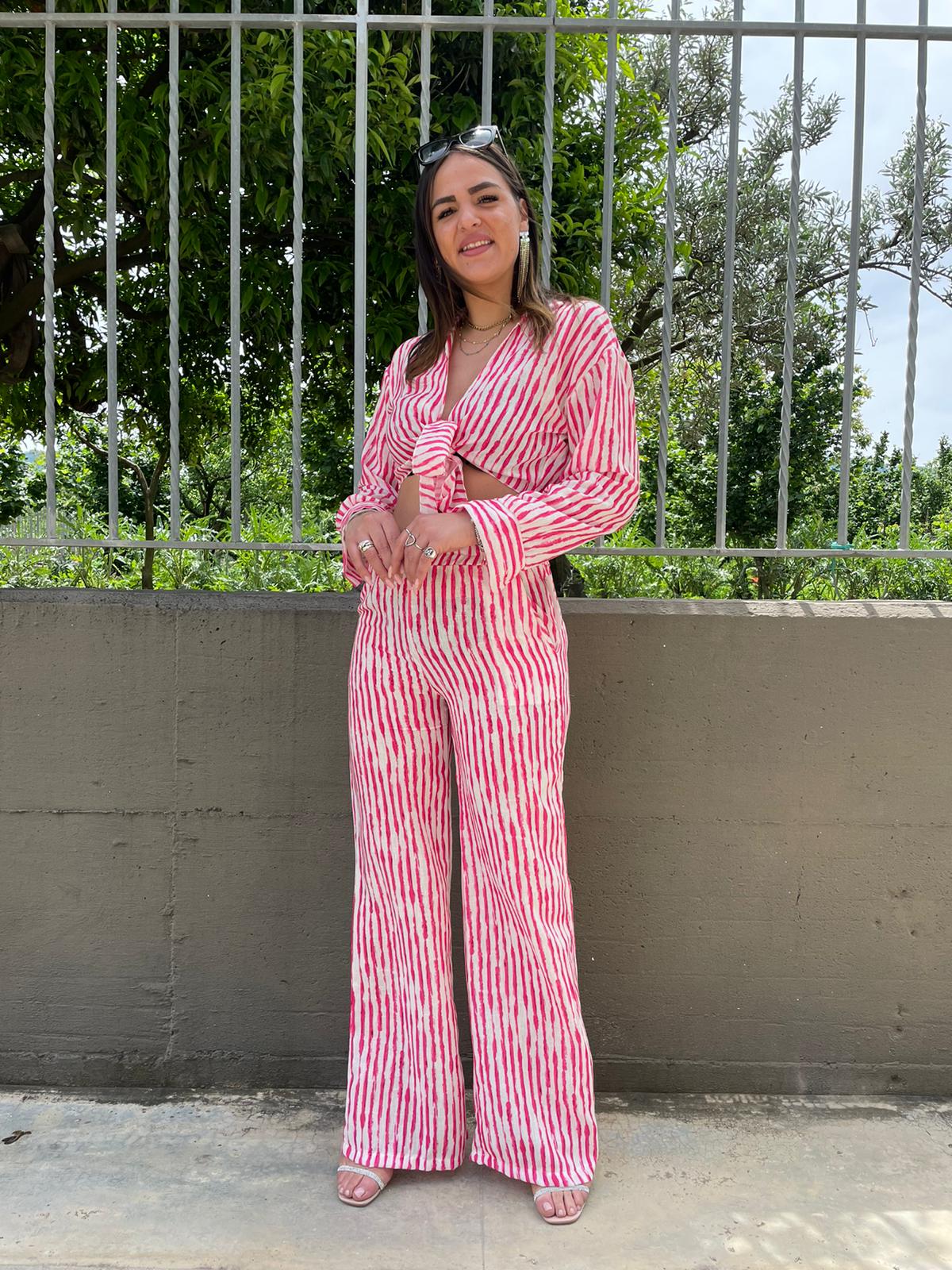 Coordinato effetto lino a righe con camicia crop - immagine 8