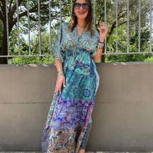Vestito indiano con maniche a pipistrello e fascia elastica in vita