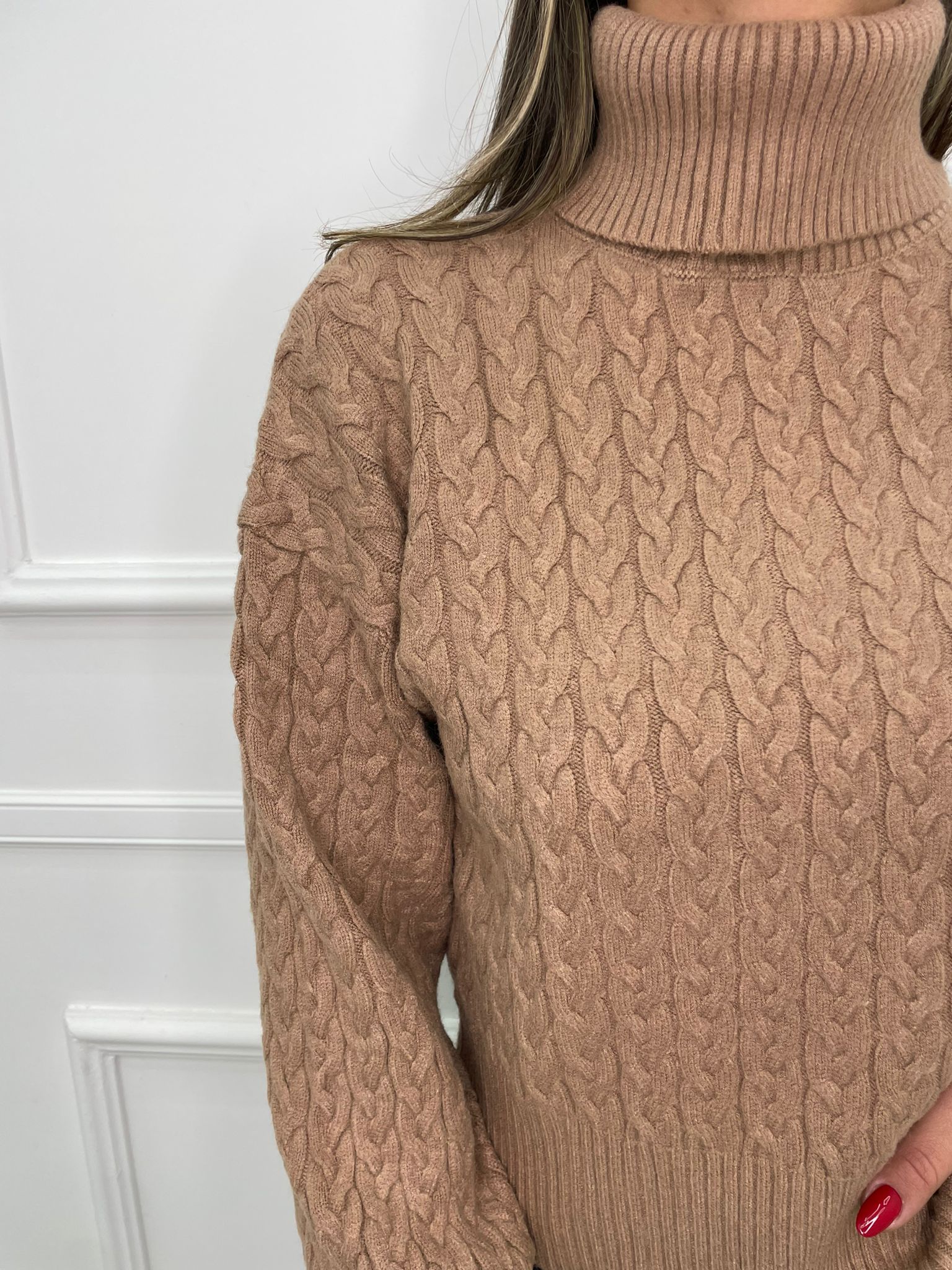 Maglione trama treccia collo alto - immagine 7