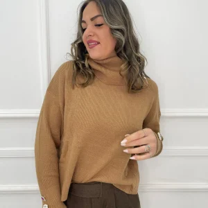 Maglione over con applicazioni gioiello ai polsi