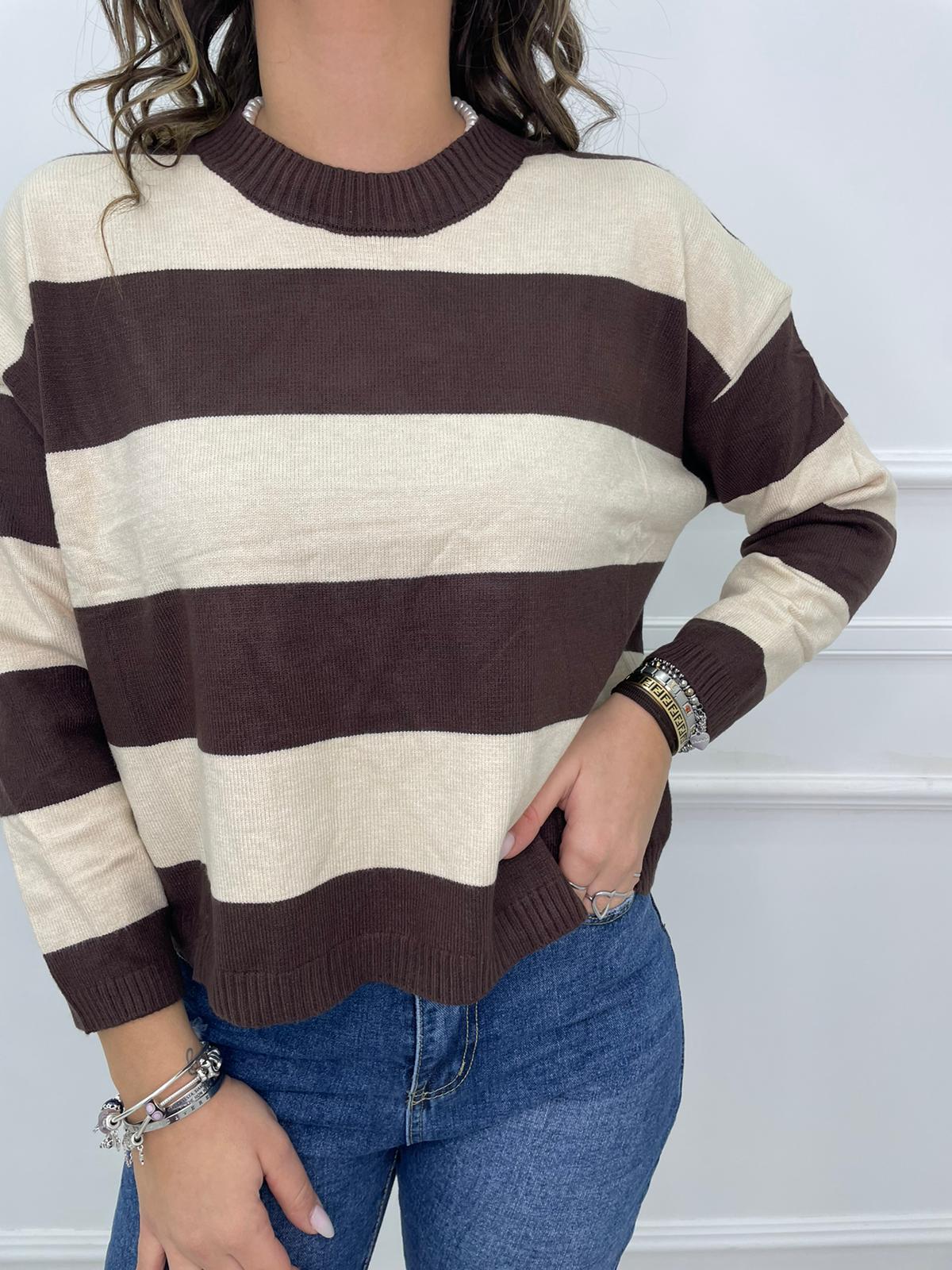 Maglione over a righe colorate - immagine 8