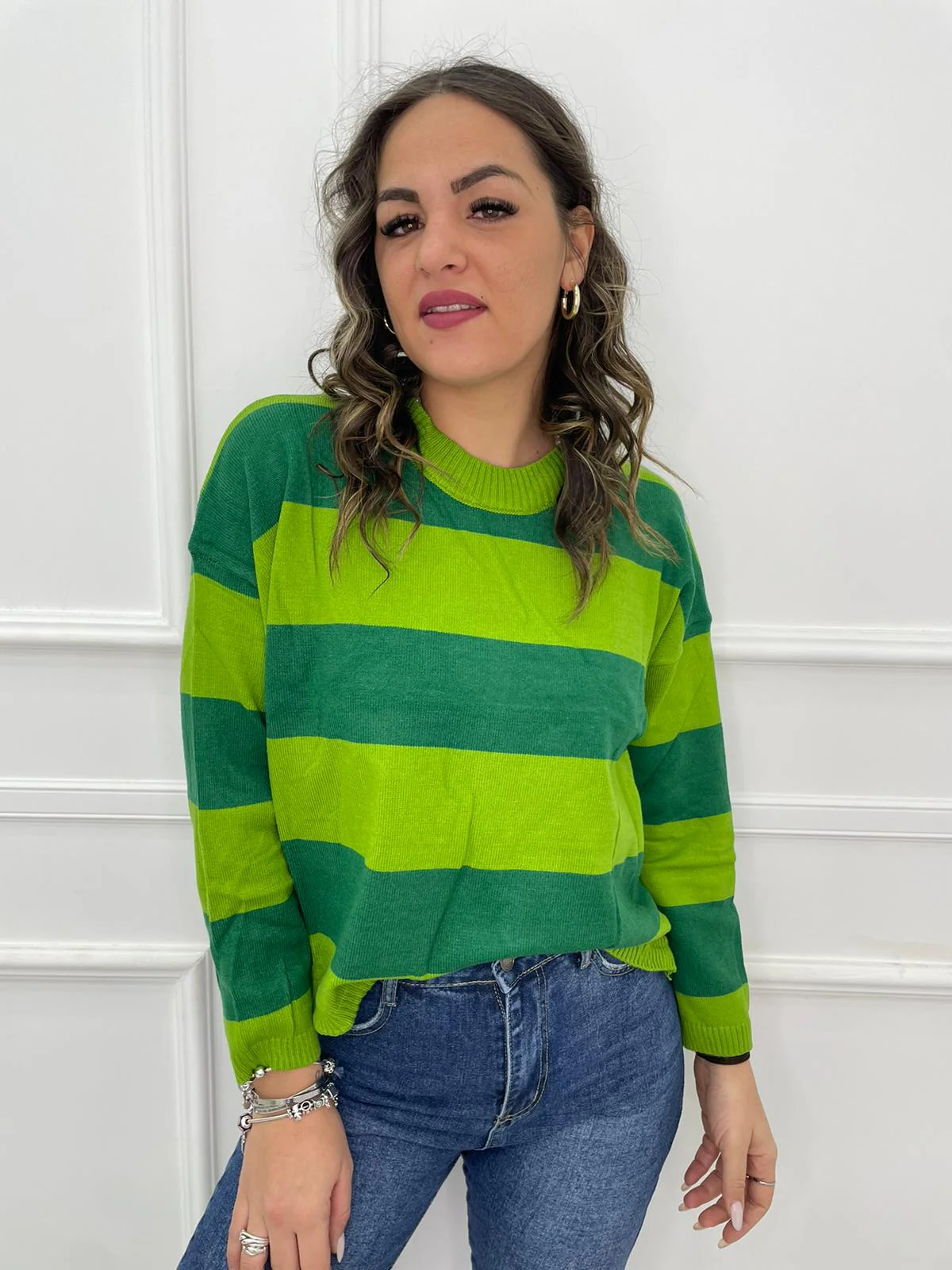 Maglione over a righe colorate - immagine 2