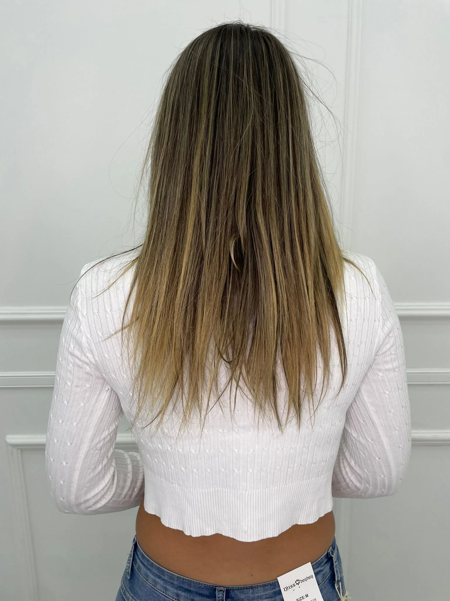 Cardigan in filo crop con bottoni gioiello - immagine 9