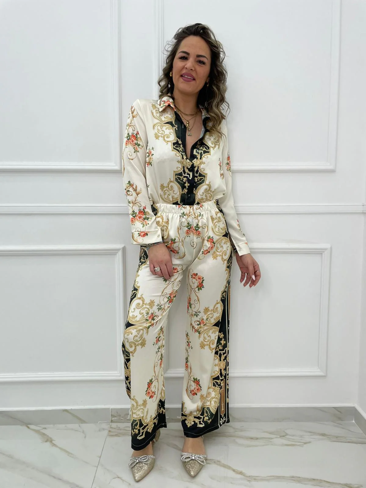 Coordinato 2 pezzi effetto seta con pantalone palazzo - immagine 5