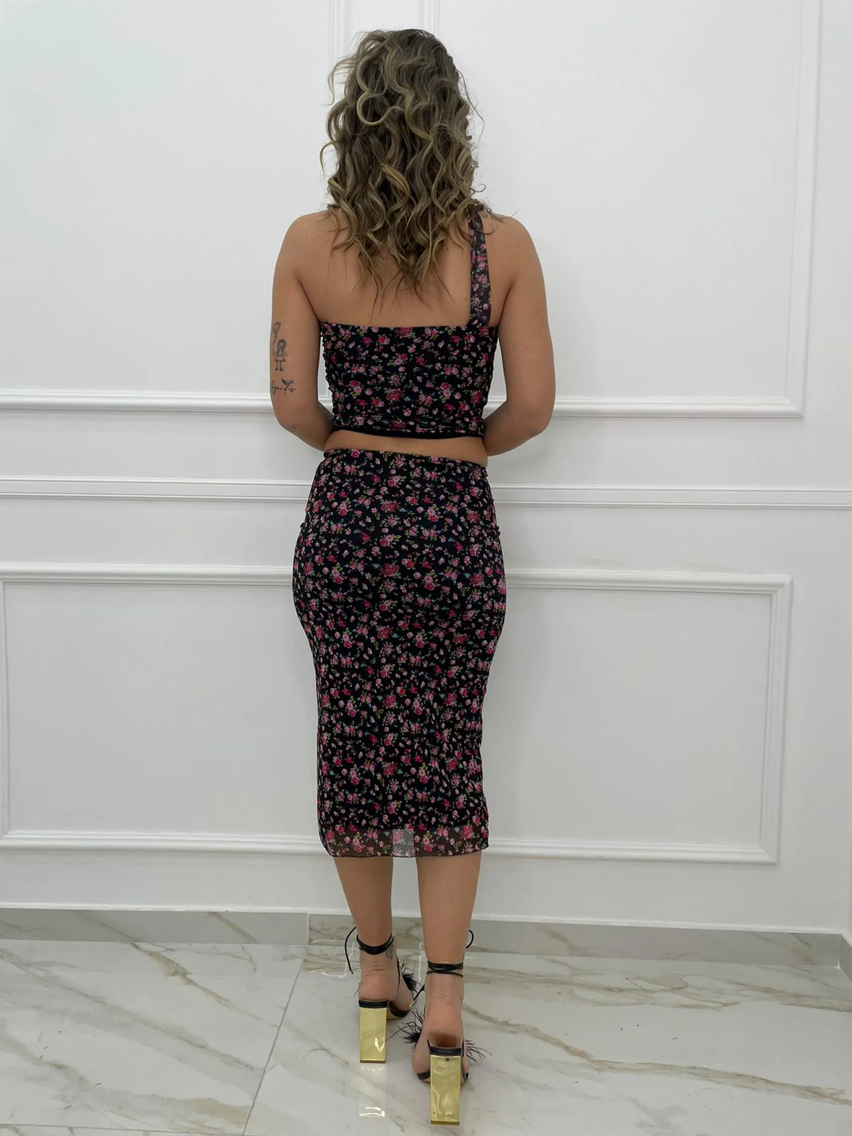 Coordinato 2 pezzi fantasia floreale con gonna lunga - immagine 9