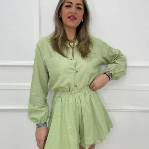 Coordinato 2 pezzi in lino con shorts scampanato