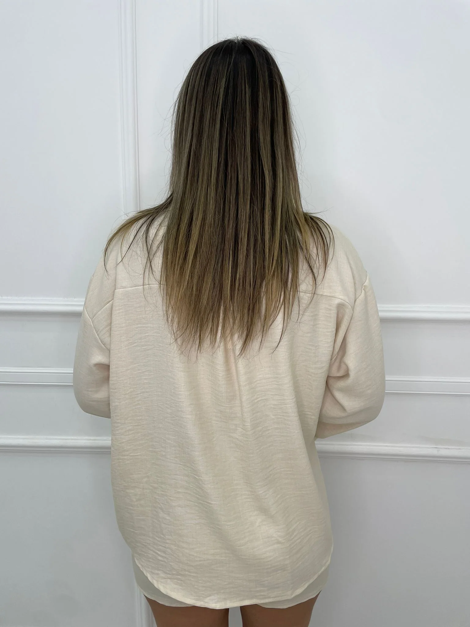 Coordinato effetto lino 3 pezzi con shorts e top crop - immagine 9