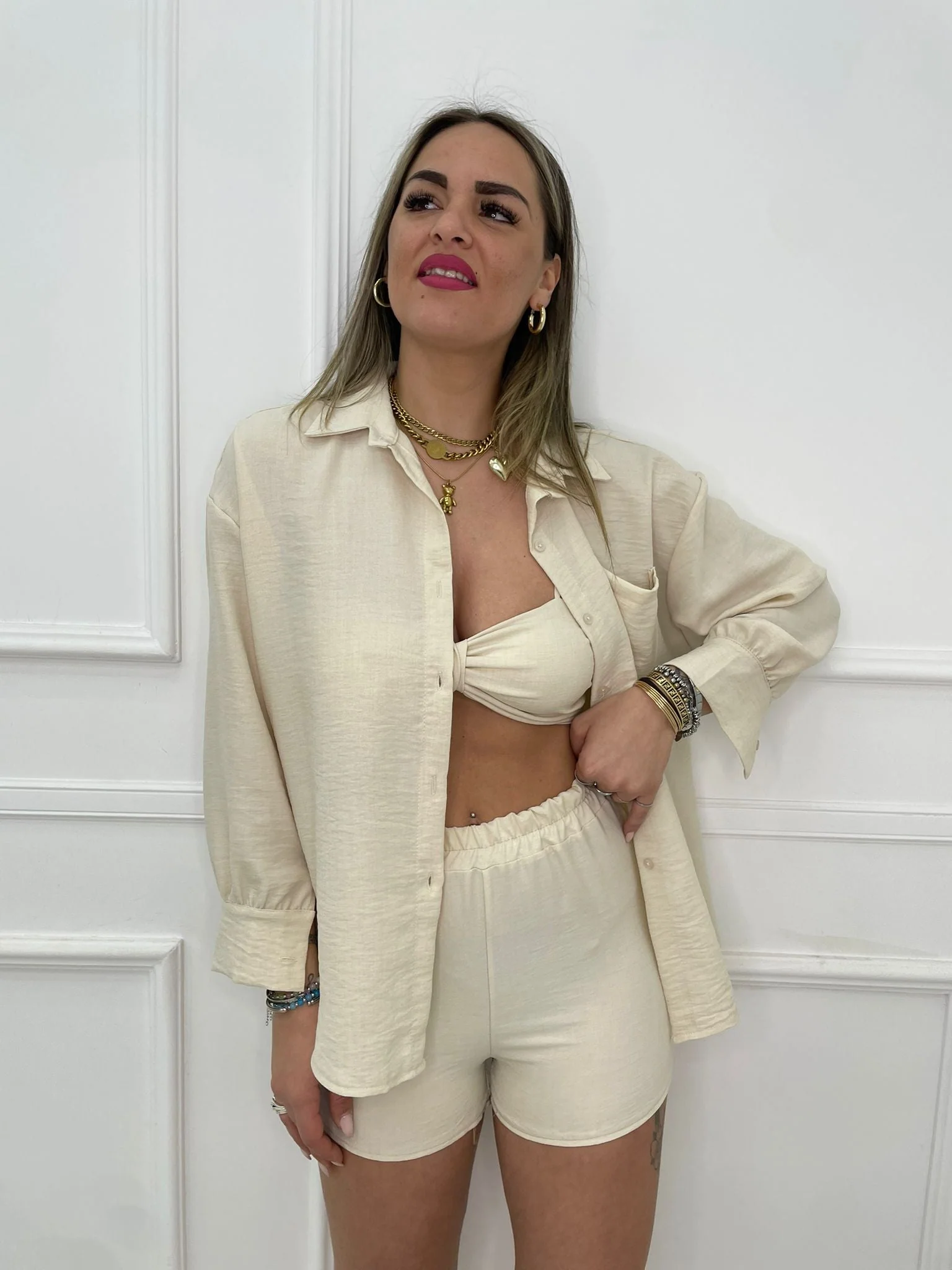 Coordinato effetto lino 3 pezzi con shorts e top crop - immagine 8