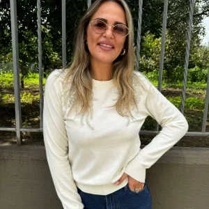 Maglioncino giro collo con applicazioni alle spalle