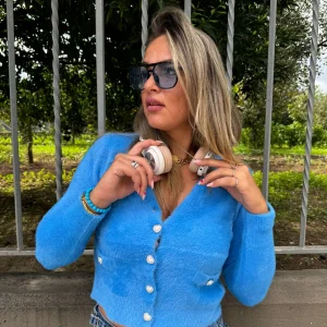 Cardigan in pelo con bottoni swarovski