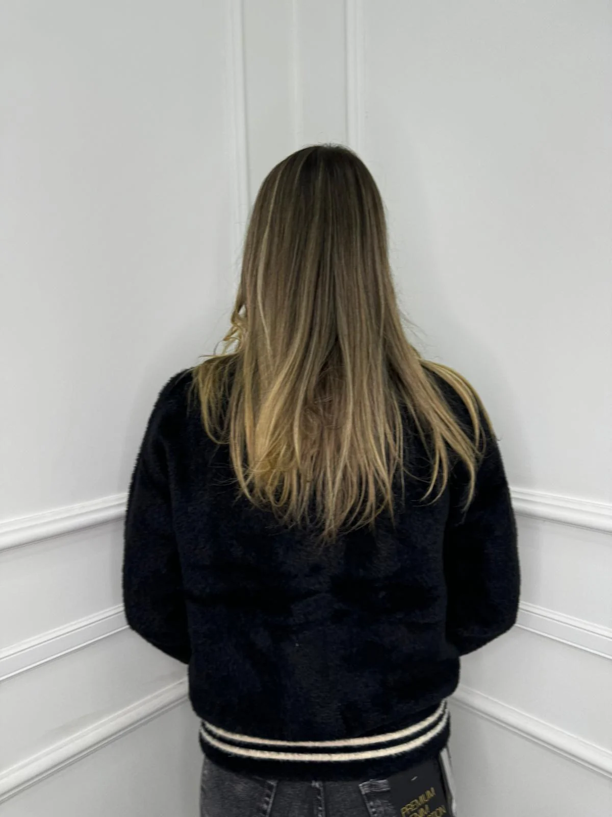 Cardigan in pelo modello college - immagine 7