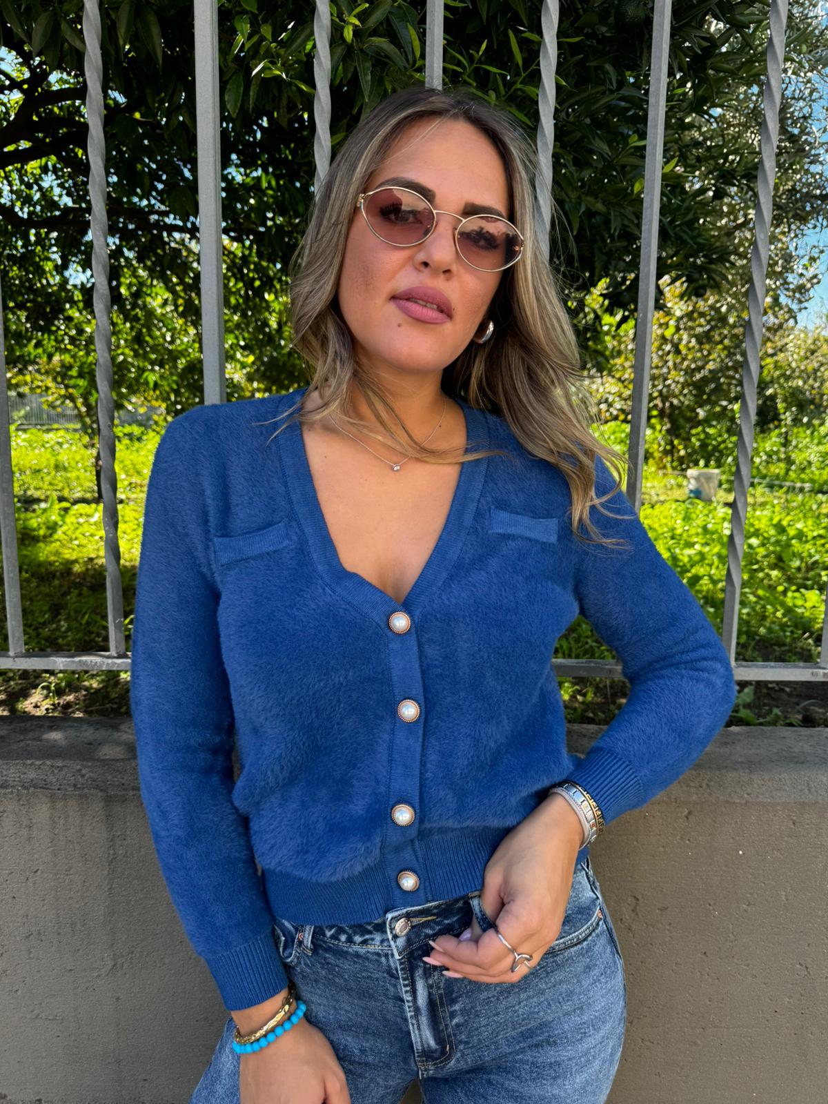 Cardigan in pelo scollo a V tinta unita