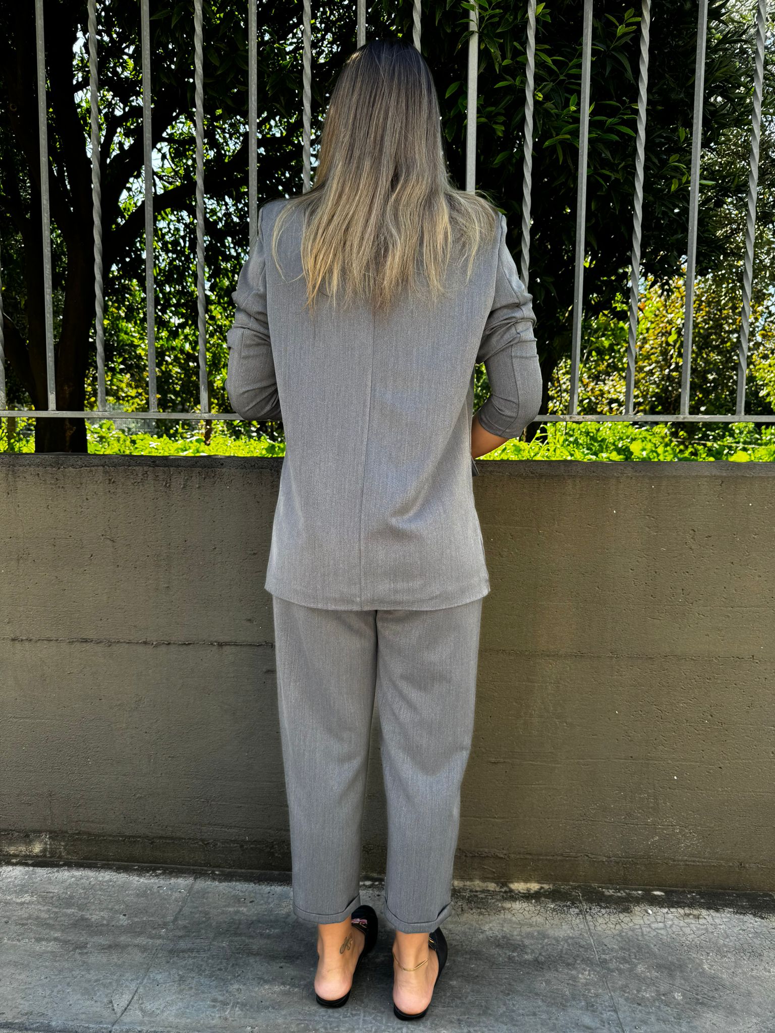 Tailleur Positano con giacca monopetto - immagine 9