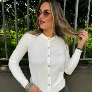 Cardigan in lana rasata con bottoni particolari