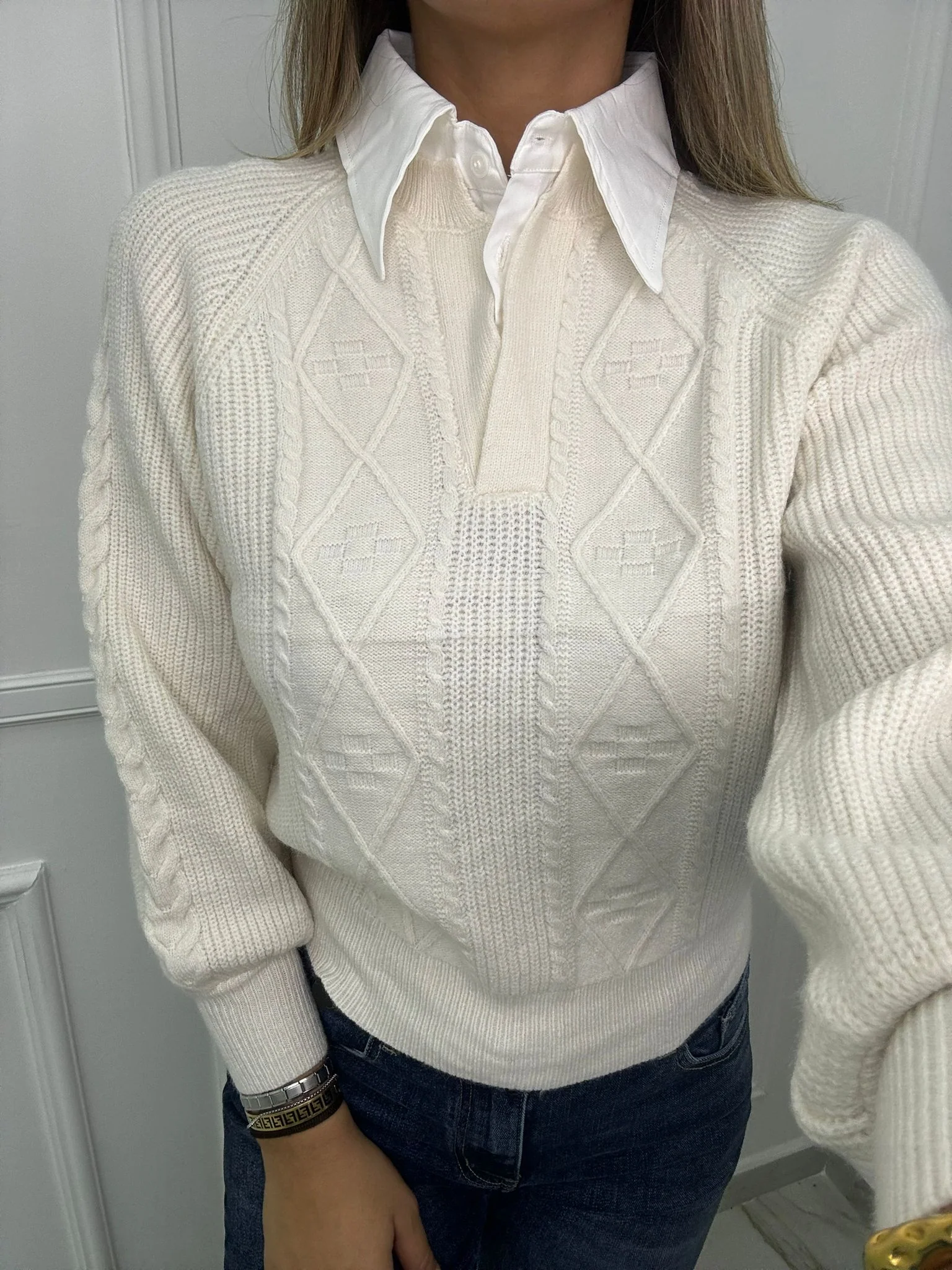 Maglione trama treccia con finta camicia - immagine 8