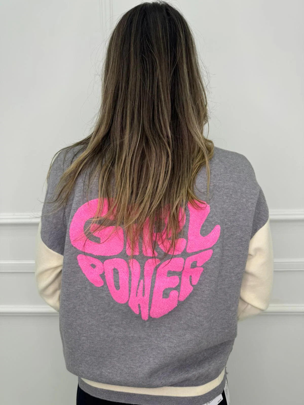 Maglione con cuore teddy e scritta dietro - immagine 6