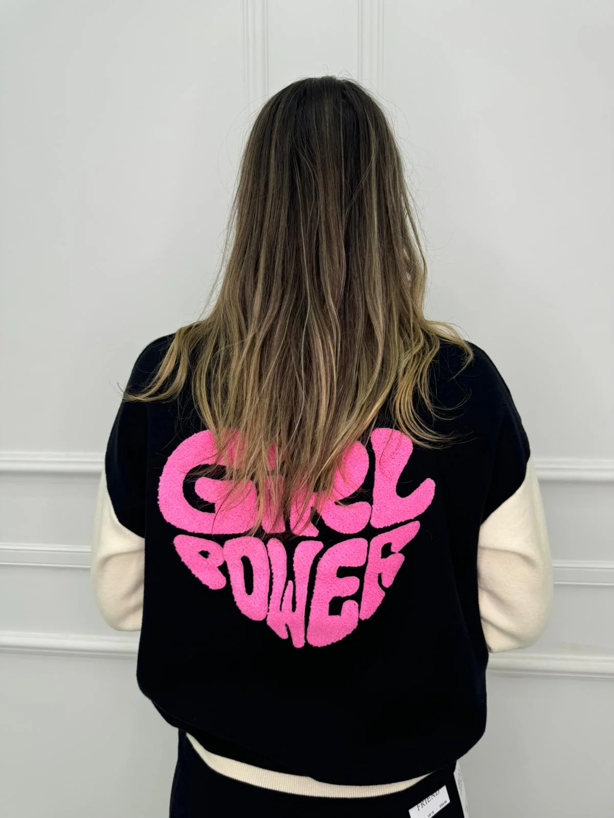 Maglione con cuore teddy e scritta dietro - immagine 9