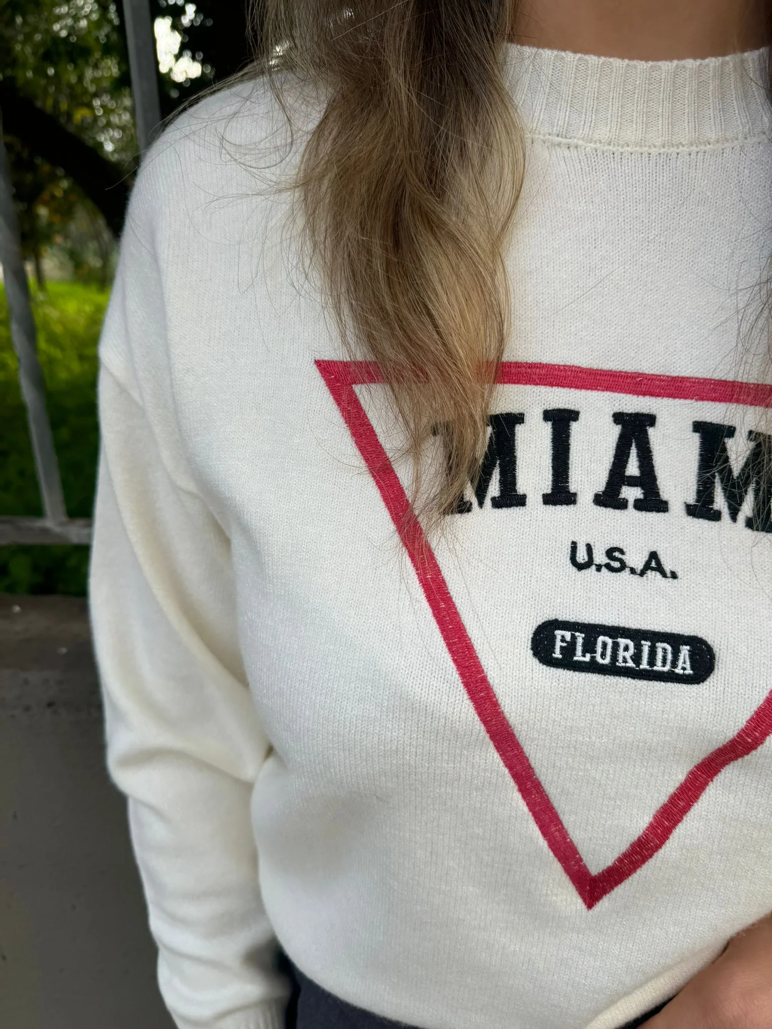 Maglioncino giro collo con scritta miami - immagine 3