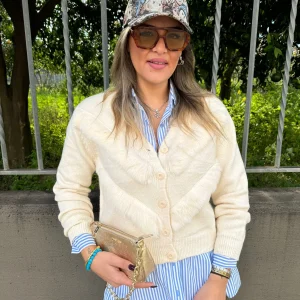 Cardigan con righe in pelo