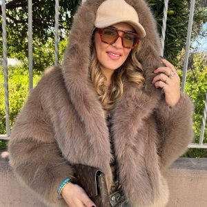 Pelliccia eco marrone modello over