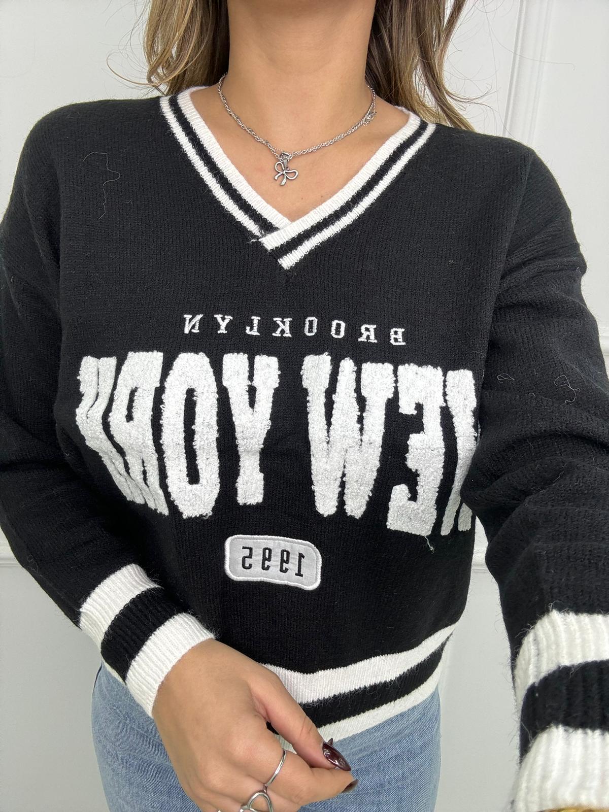 Maglione New York con scollo a V - immagine 8