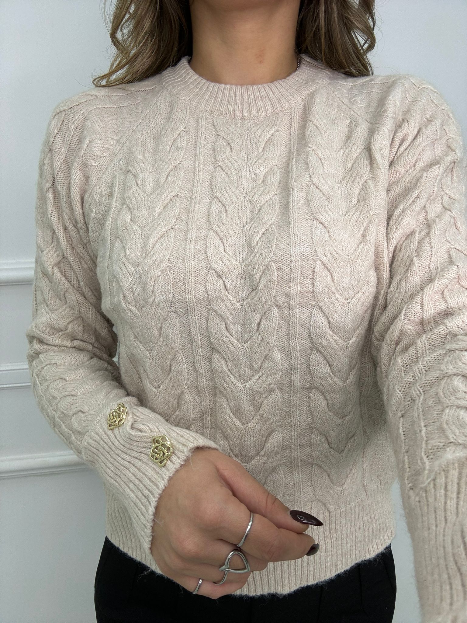 Maglione giro collo trama treccia - immagine 5