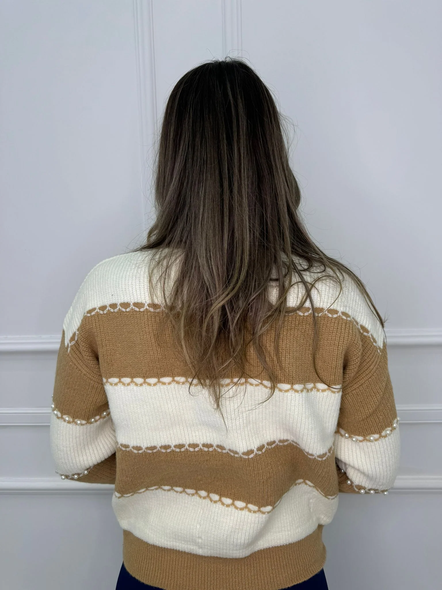 Maglione over a righe con perle - immagine 7