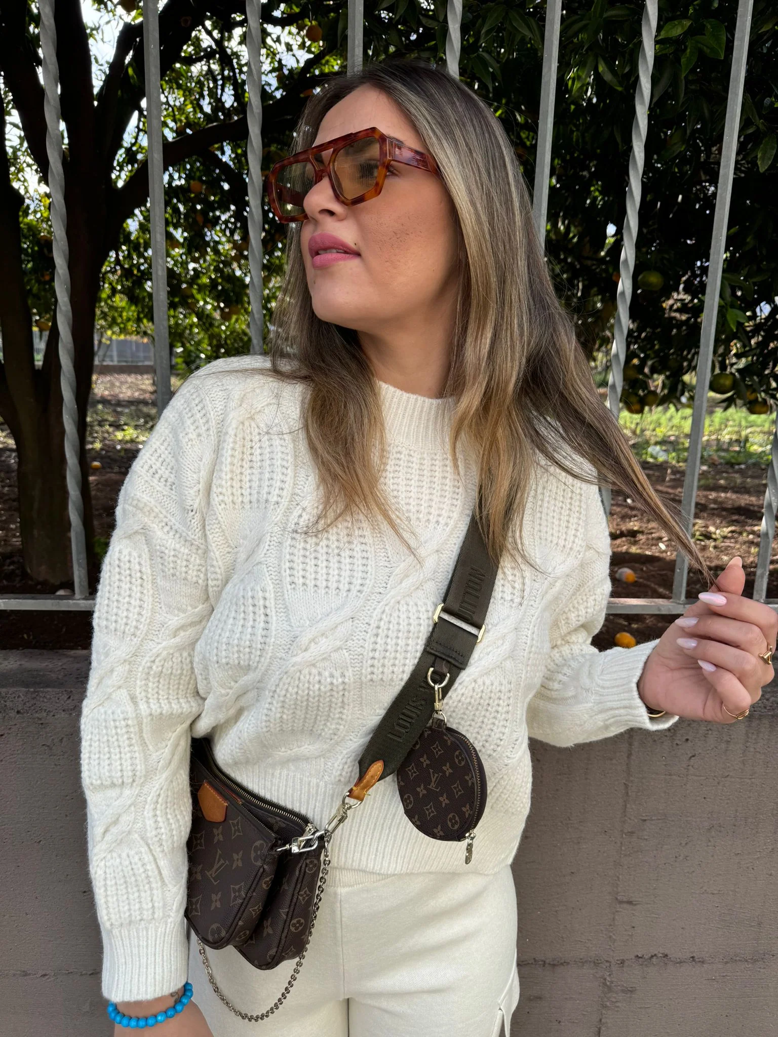 Maglione trama treccia tinta unita - immagine 8