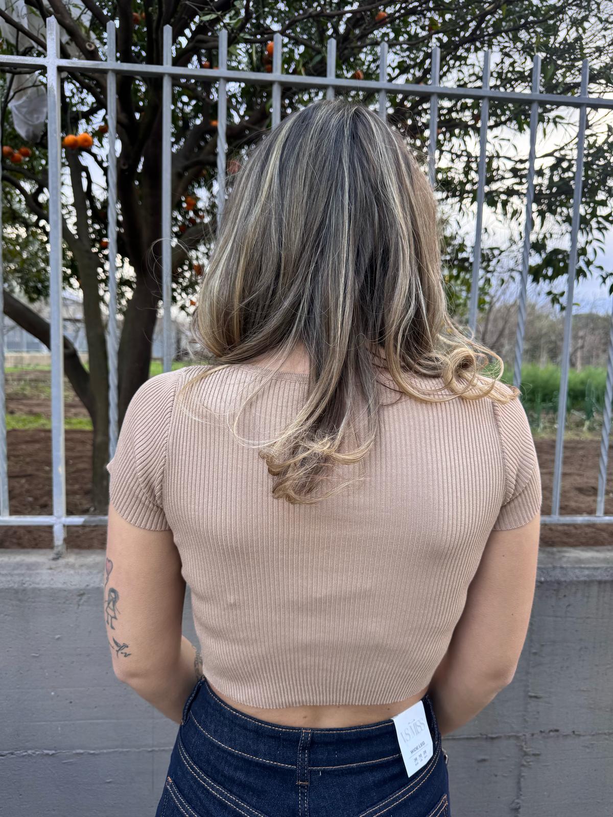 Cardigan in filo mezza manica a costine - immagine 4