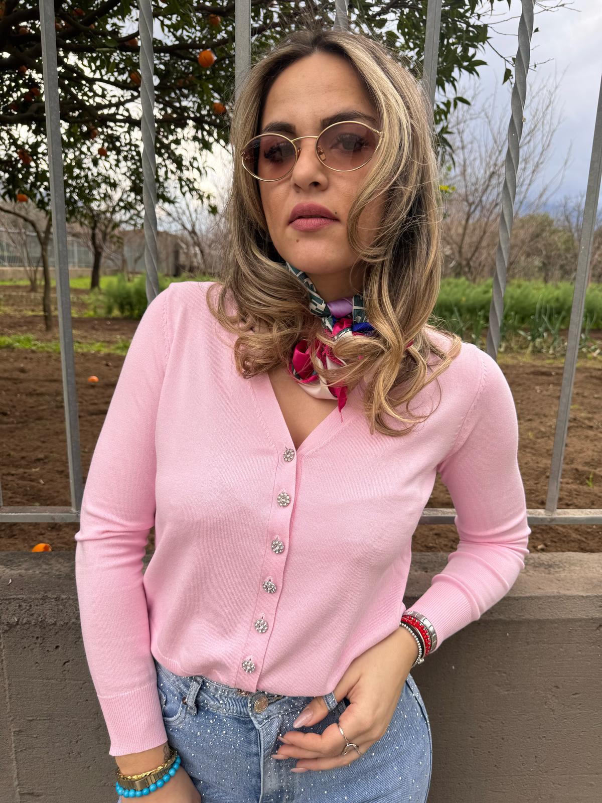 Cardigan in filo scollo a v con bottoni gioiello - immagine 2