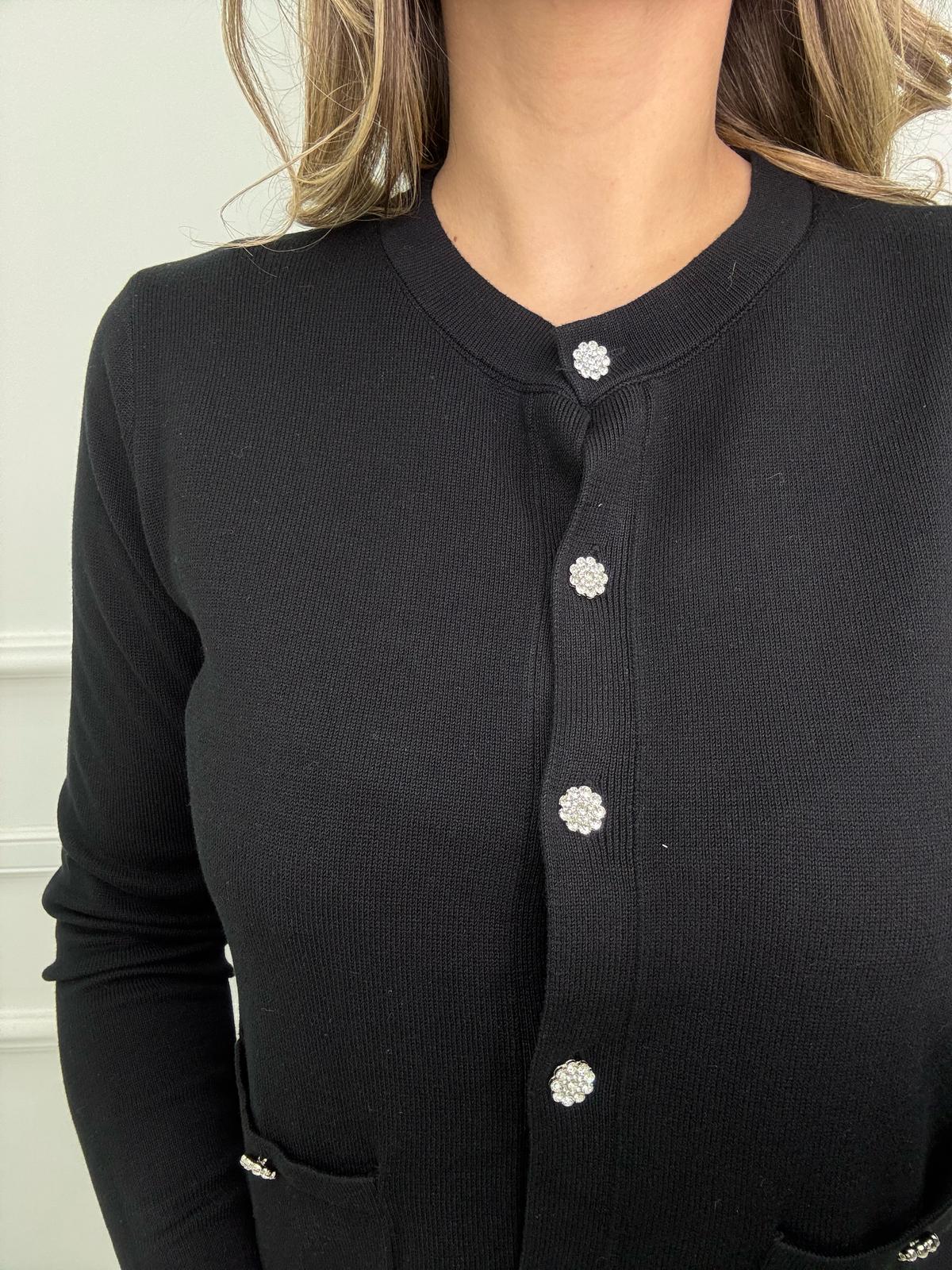 Cardigan in filo giro collo con bottoni gioiello - immagine 6