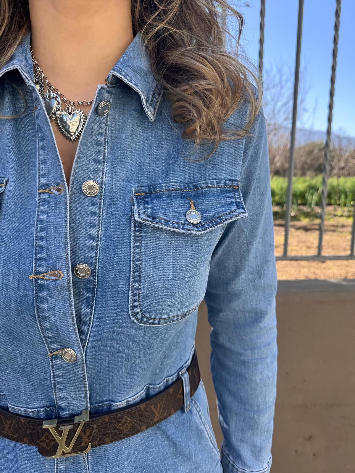 Salopette di jeans lavaggio chiaro con manica lunga - immagine 5