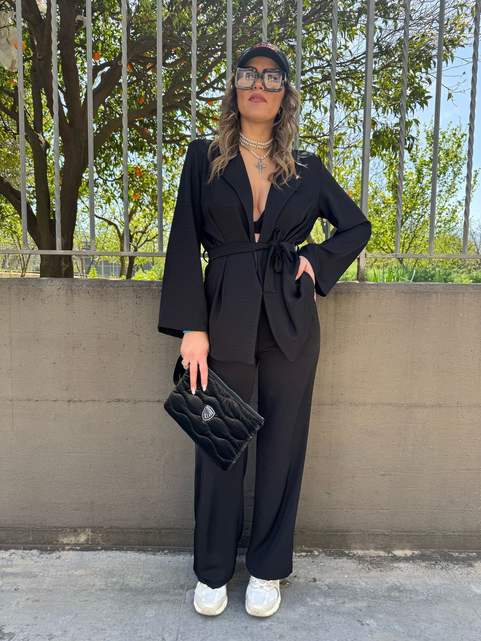 Coordinato 3 pezzi con top e giacca con cintura - immagine 8