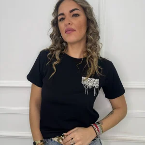T-shirt con swarvoski pendenti