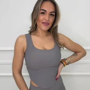 Top a costine con coppette