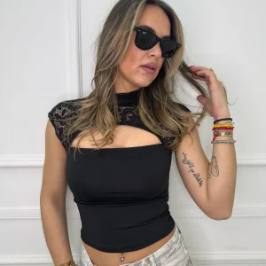 Maglia tinta unita con merletto