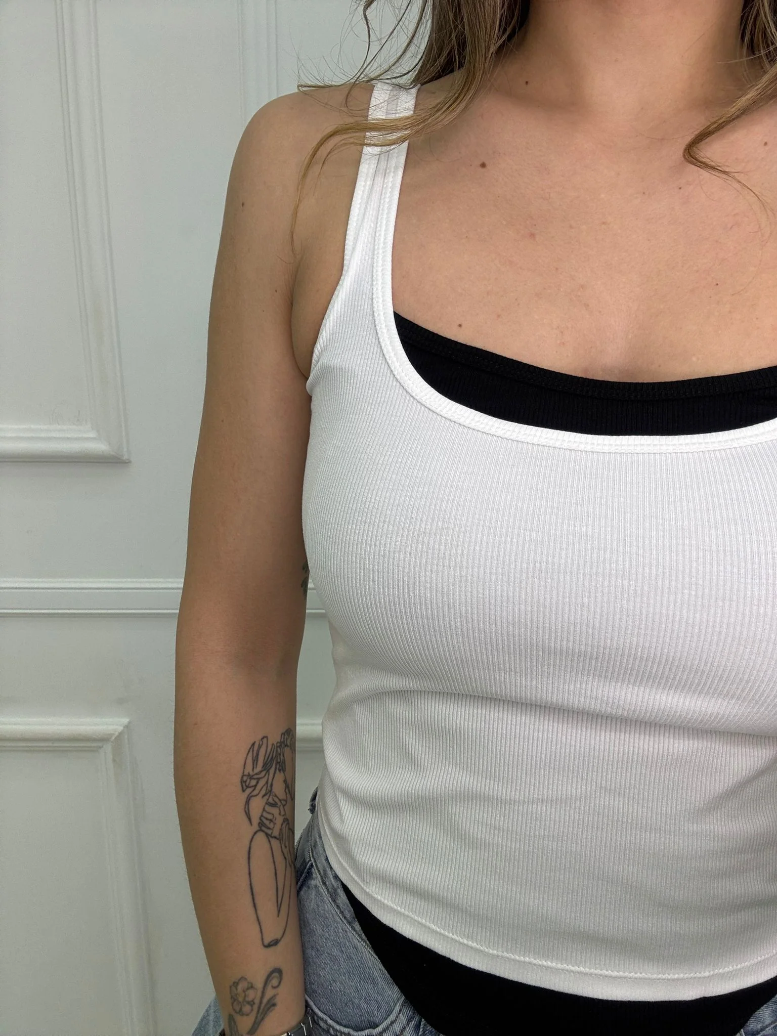 Top a costine con finta maglia sotto - immagine 9